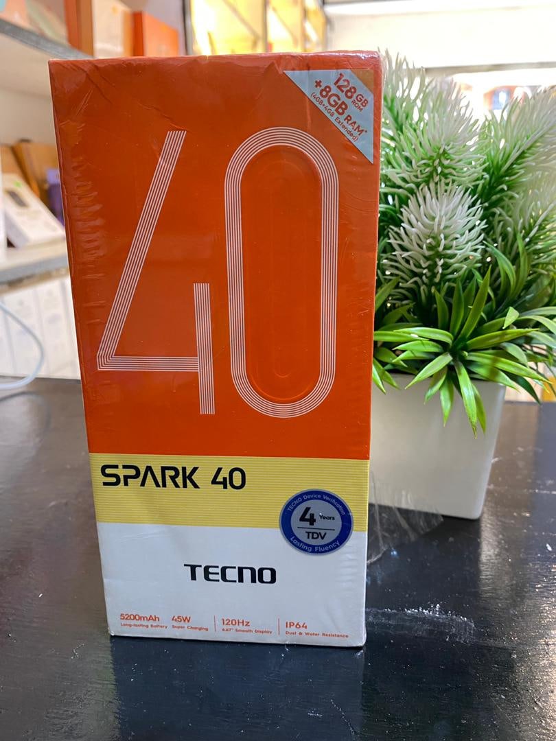 TECNO SPARK 40 8GB RAM 256GB 4G Inky Black